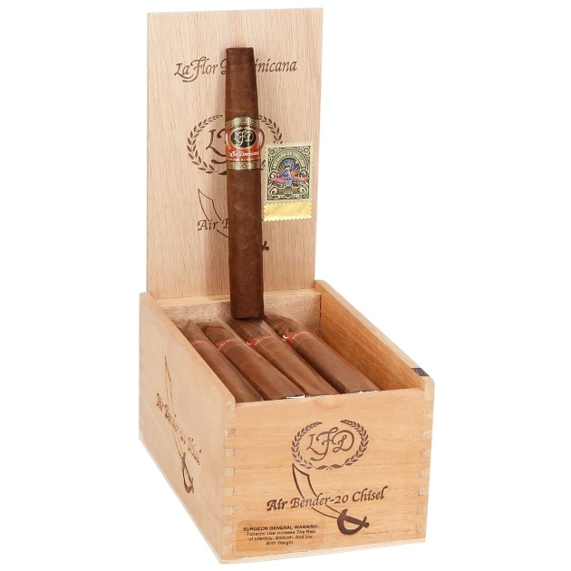 La Flor Dominicana Air Bender Chisel